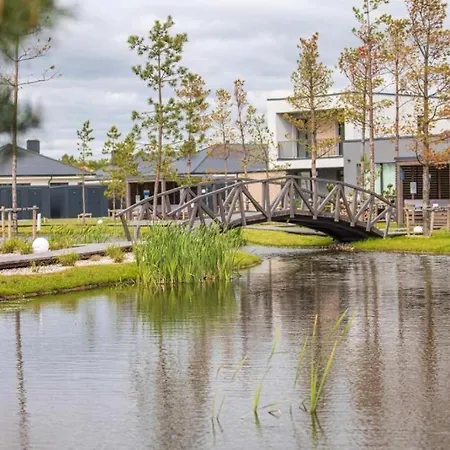 Pajurio Oaze Kunigiskese, Mano Jura Appartement